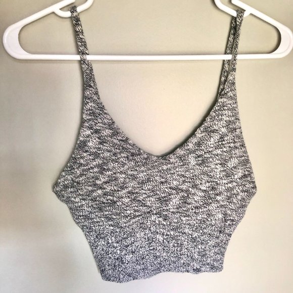 Debut White and Grey Knit Cropped Tank - Picture 2 of 4